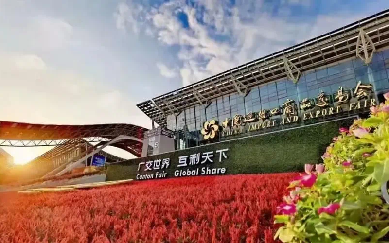 雷諾爾電氣閃耀第135屆廣交會，自主技術(shù)創(chuàng)新引領(lǐng)行業(yè)未來