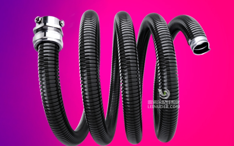 工業(yè)線(xiàn)纜保護(hù)必看！雷諾爾教你如何選對(duì)軟管與接頭